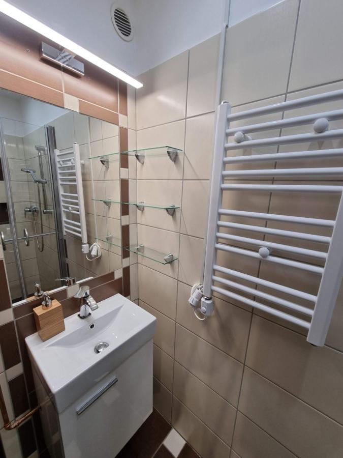 Flora Apartman Apartment Szeged Ngoại thất bức ảnh
